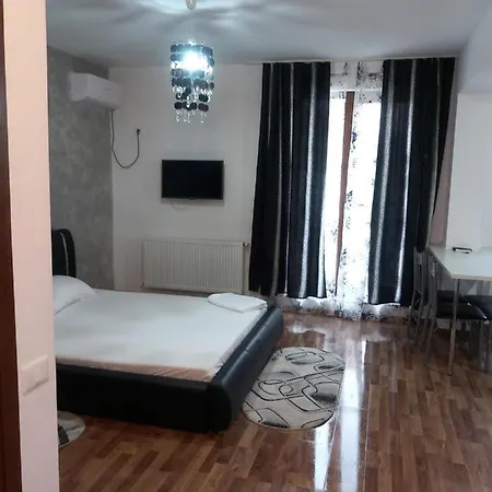 Pensiune Aquazure Năvodari